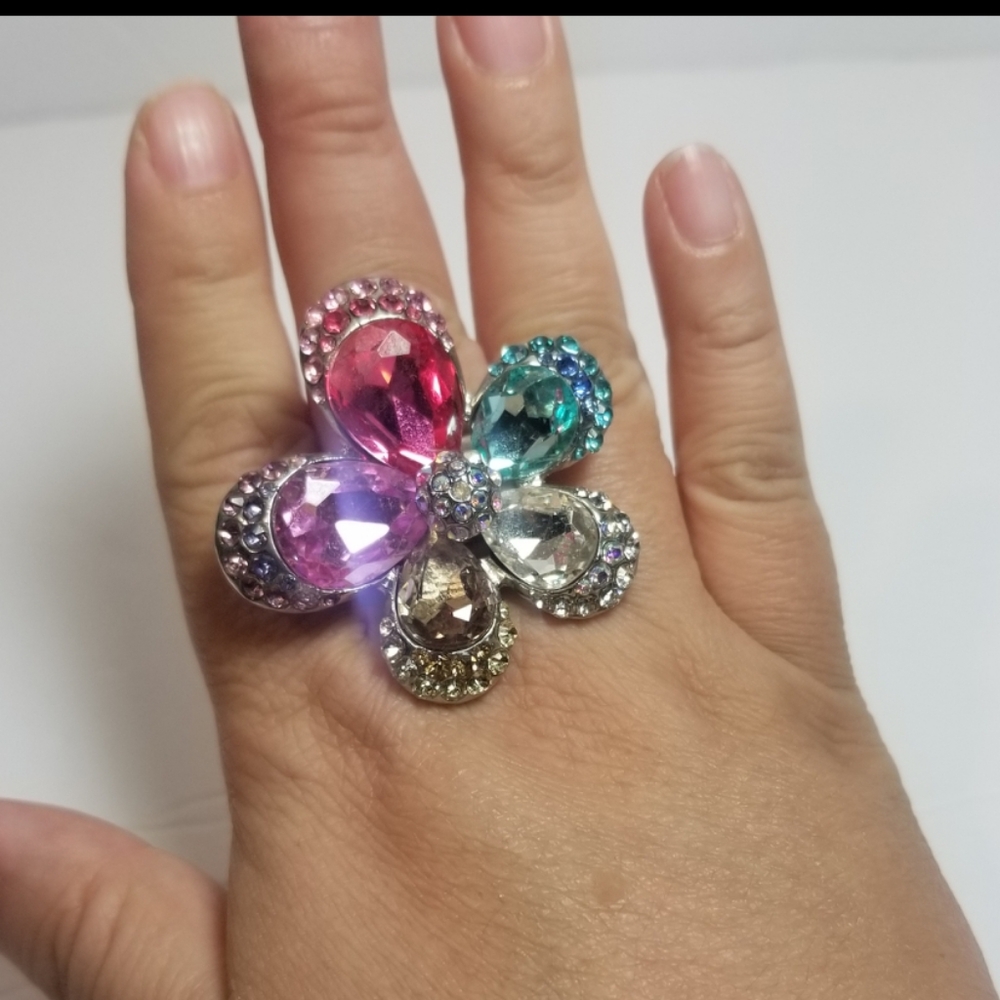 Statement Cocktail Flower Adjustable Rings - image 1